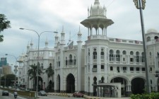 Ten things to do in Kuala Lumpur Old railway station in Kuala Lumpur.