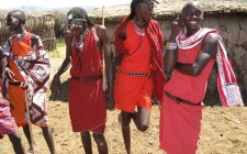 Velvet moments: travel photo of the week – Masaai Mara Masaai-men-kenya-photo