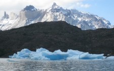 Velvet moments: travel photo of the week – Lago Grey, Torres del Paine Lago_Grey-Torres-del-Paine-photo