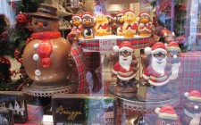 Velvet moments: travel photo of the week – Chocolate Christmas in Bruges bruges-brugge-chocolate-christmas-photo