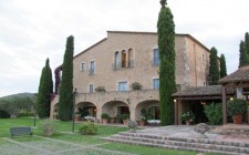 Blissful luxury in Costa Brava mas-de-torrent-main-building-photo