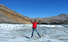Fun and thrills on the Athabasca Glacier velvet-escape-athabasca-glacier-photo
