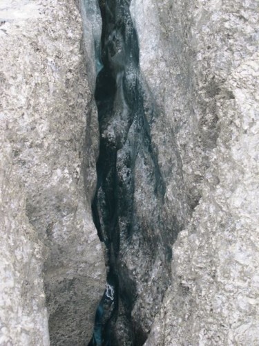 ice-cave-entrance-photo