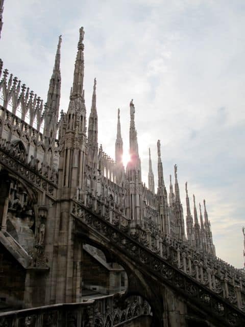 duomo-milan-spires-sun duomo-milan-spires-sun-photo