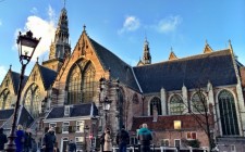 Velvet moments: travel photo – Old Church, Amsterdam oude-kerk-amsterdam-photo