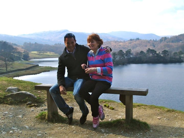 Me and Zöe sitting on the Velvet Escape bench in the Lake District, England.