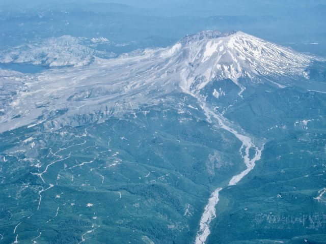 mount-st-helens-lava-flow-photo