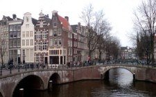 Enchanting spots: Amsterdam amsterdam-canal-photo