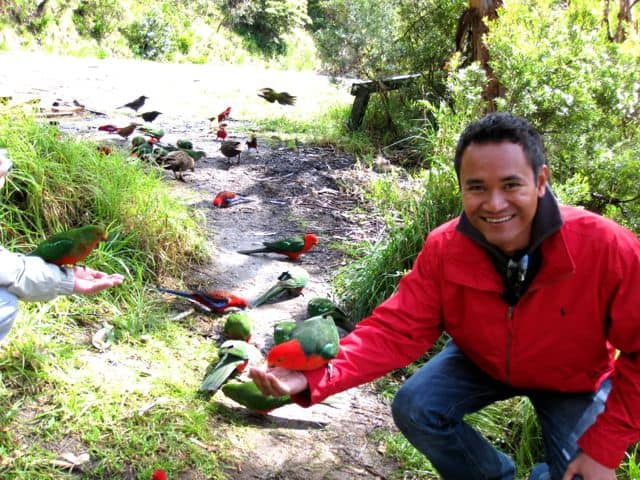 keith-feeding-birds-photo
