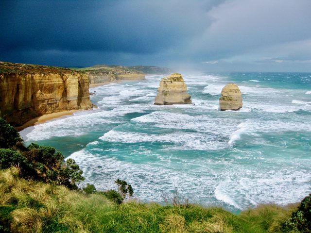 great-ocean-road-victoria-storm-photo