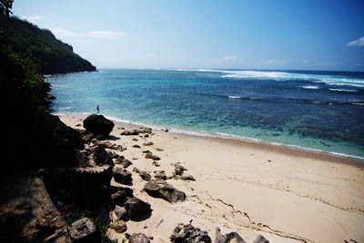 bali-cliff-beach-photo