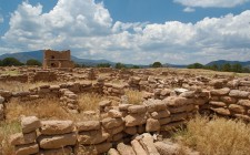 My velvet escape travel tip: Santa Fe, New Mexico Puye ruins
