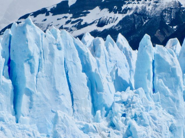 blue-ice-glacier-photo