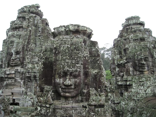 bayon-temple-photo