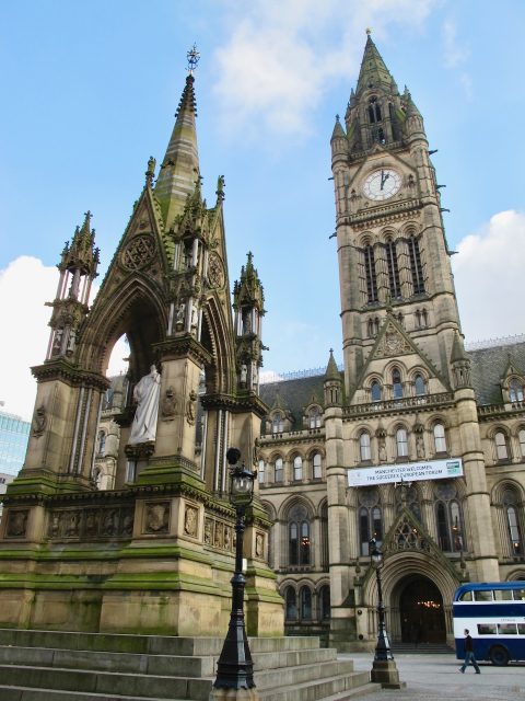 manchester town hall front photo