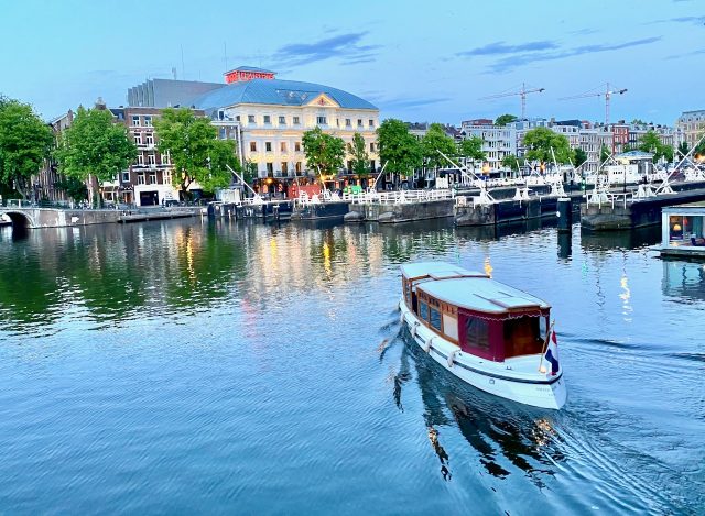 amsterdam-canal-cruise-photo