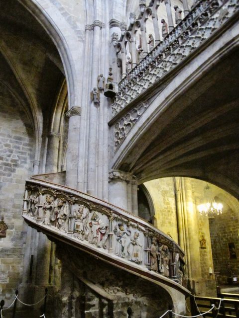morella-spiral-staircase-photo