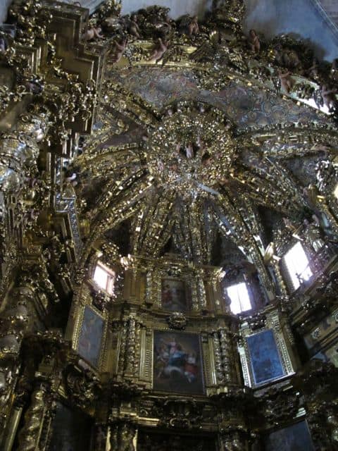 gold-alter-piece-Morella