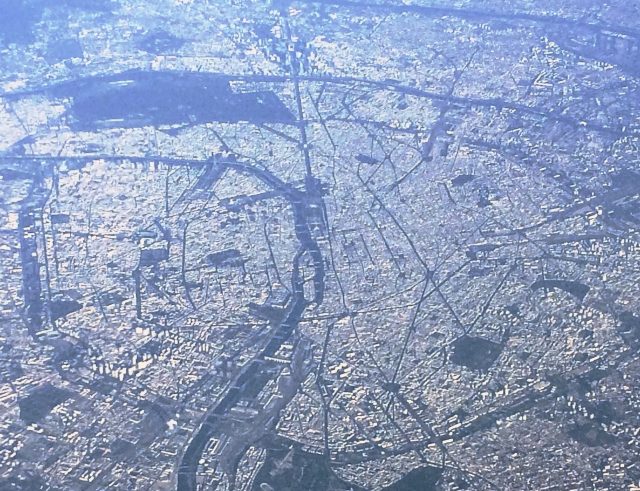 flight view paris