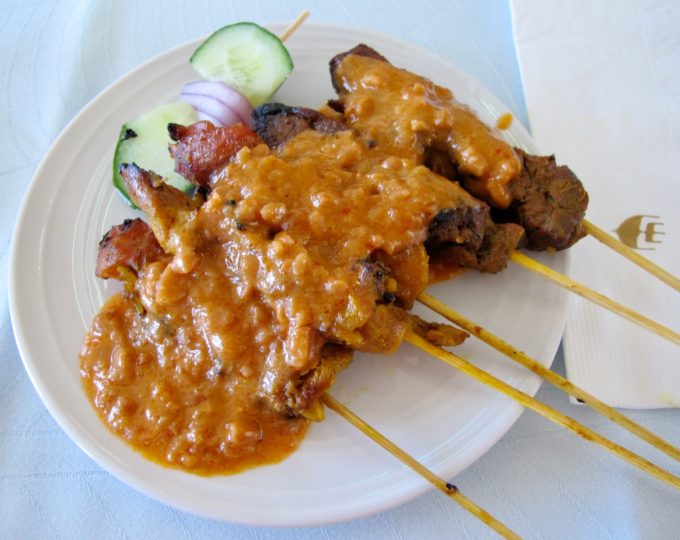 velvet escape’s Culinary Journey: Malaysia Airlines