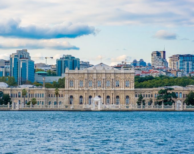 Enchanting spots: Dolmabahçe Palace, Istanbul
