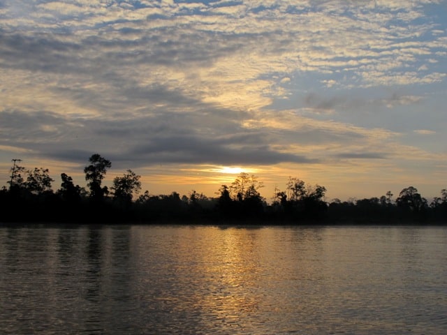 kinabatangan-river-dawn-photo
