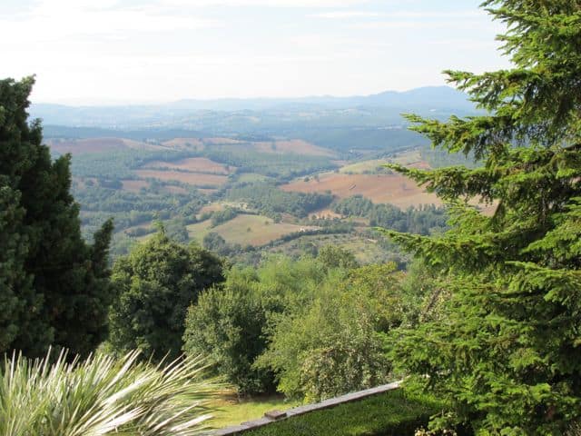 countryside-tuscany