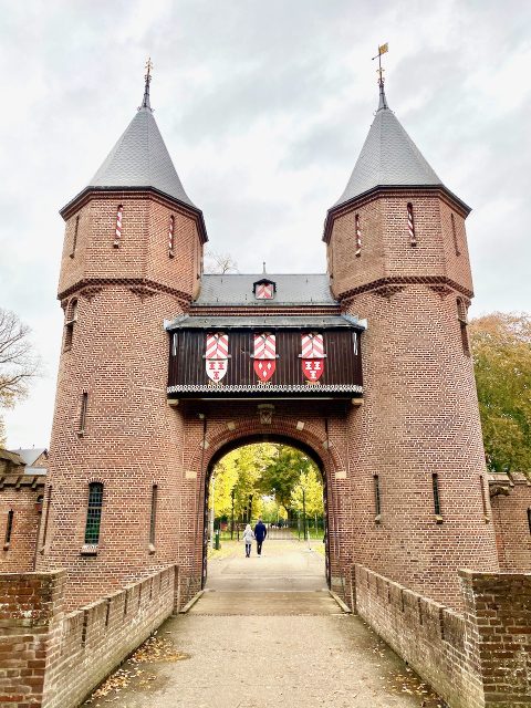 best castle near amsterdam to visit