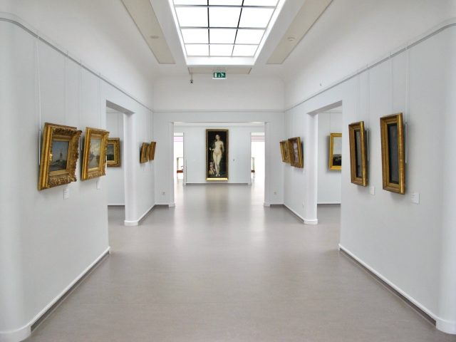 kroller-muller-museum-interior-photo