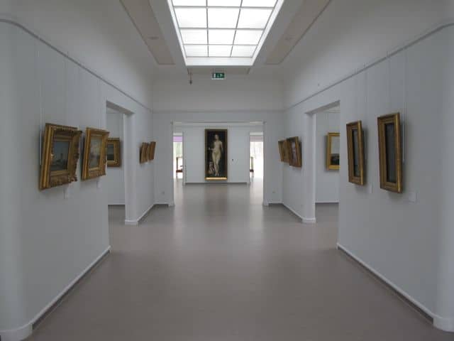 kroller-muller-museum-interior
