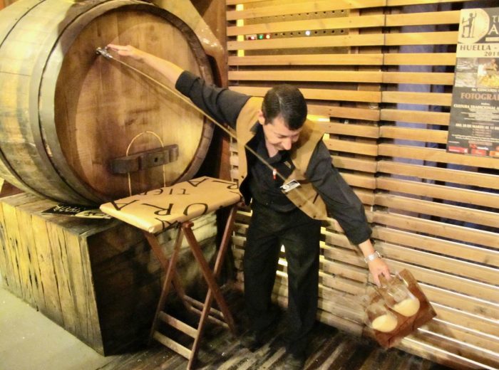 Art in motion – pouring cider in Asturias