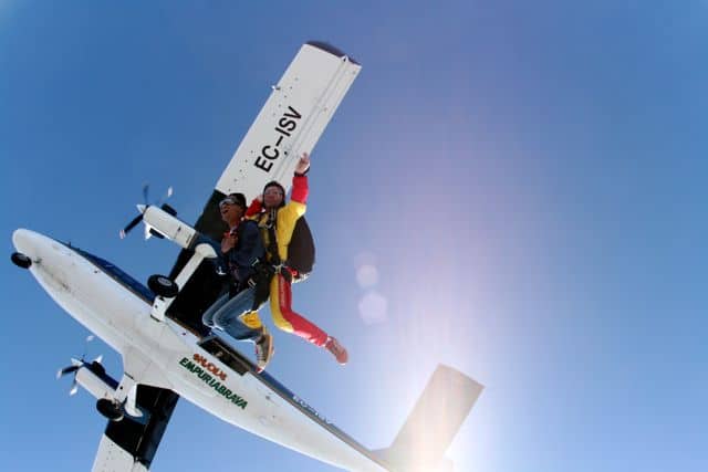 skydiving in costa brava