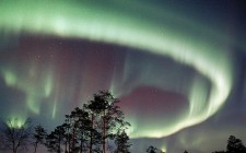 Tango in the sky northern-lights-lapland-photo