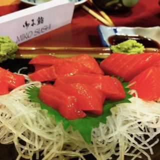 salmon-sashimi-miko-sushi-vancouver-photo