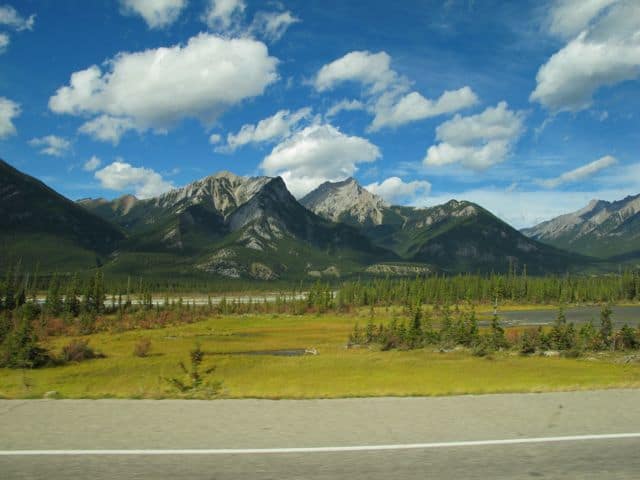 scenery-jasper-edmonton-road scenery-jasper-edmonton-road-photo