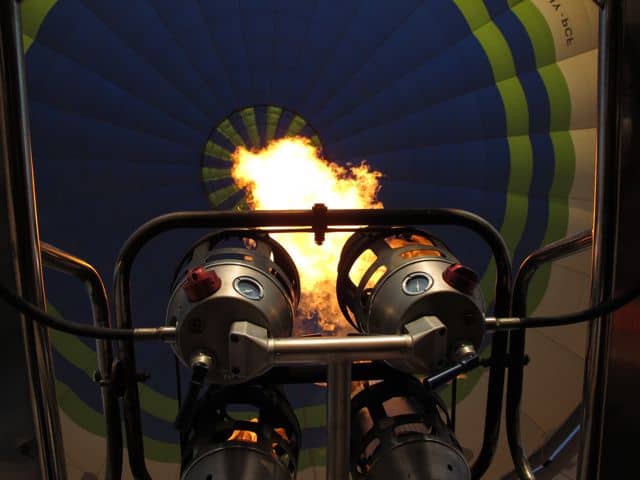 hot-air-balloon-burner hot-air-balloon-burner-photo