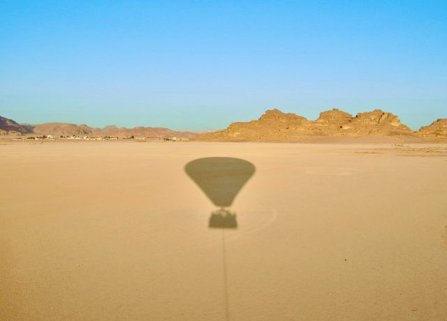 hot-air-balloon-take-off-photo