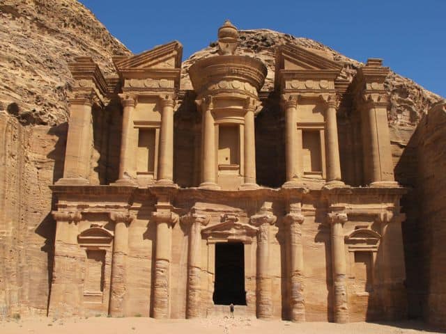 petra-monastery petra-monastery-photo