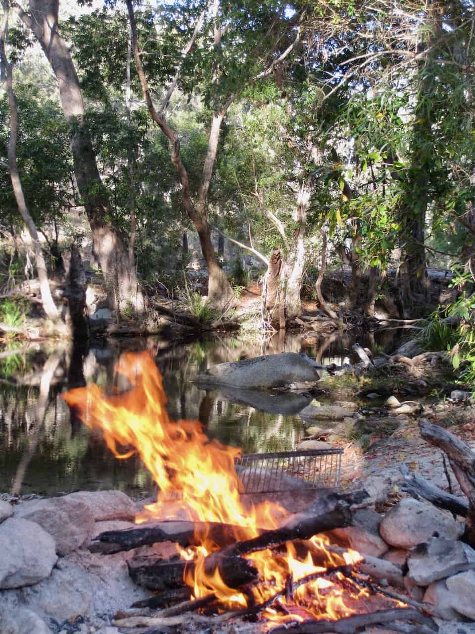 camp-fire-photo