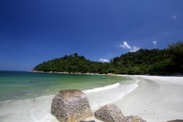 Islands in Malaysia to visit for beaches, culture and marine life