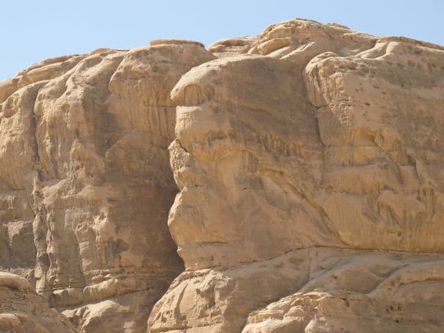 rock-formation-wadi-rum rock-formation-wadi-rum-photo