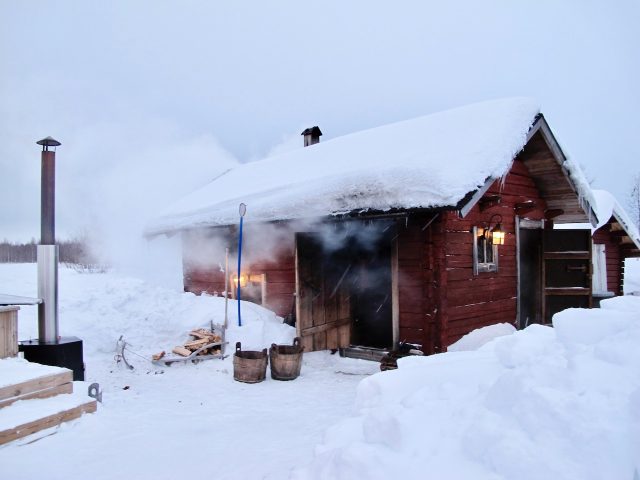 smoke-sauna-lapland-finland-photo