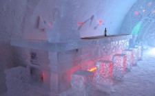 Inside the Snow Village ice-bar-snow-village-lainio-photo