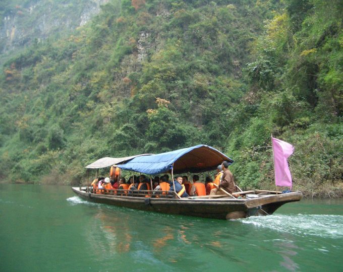 A luxury cruise on the Yangzi River