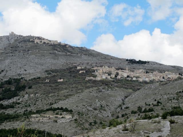 rocca-calascio-abruzzo rocca-calascio-abruzzo-photo