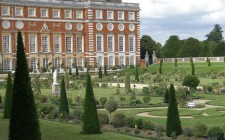 Five things to do around London Heathrow Airport Hampton Court (image courtesy of Amanda Slater)