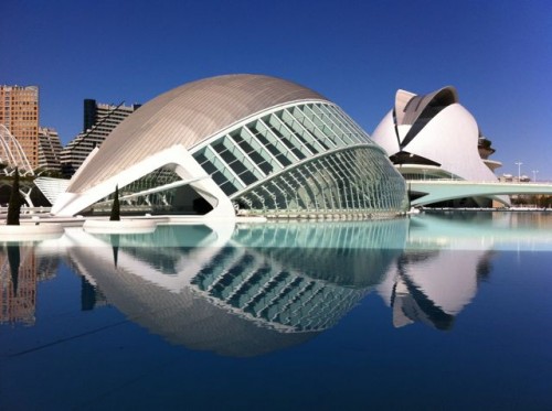 city-arts-sciences-valencia-blue-photo