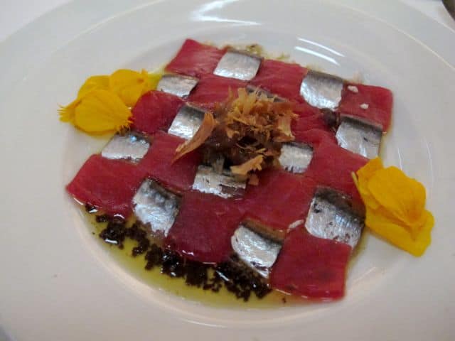 tuna-carpaccio-checkerboard tuna-carpaccio-checkerboard-photo
