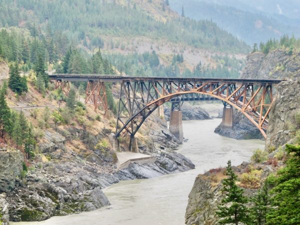 Canadian Rockies train tracks in photos