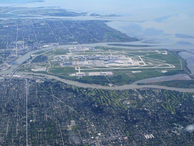 aerial-view-vancouver-airport aerial-view-vancouver-airport-photo